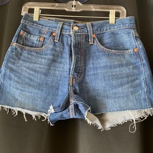 Levi’s shorts
